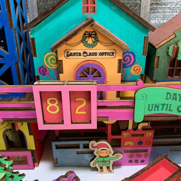 Hand Painted Wooden Santa's Workshop - Picture 10 of 16